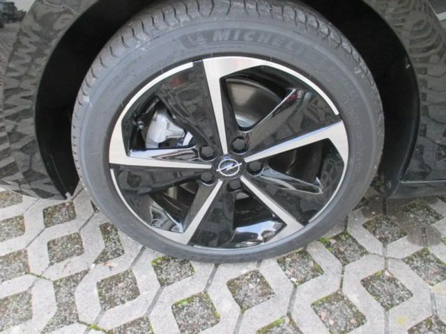 Opel Astra GS-Line Grand Sport