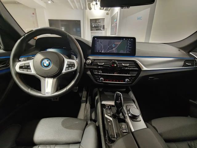 BMW 530 530e M-Sport