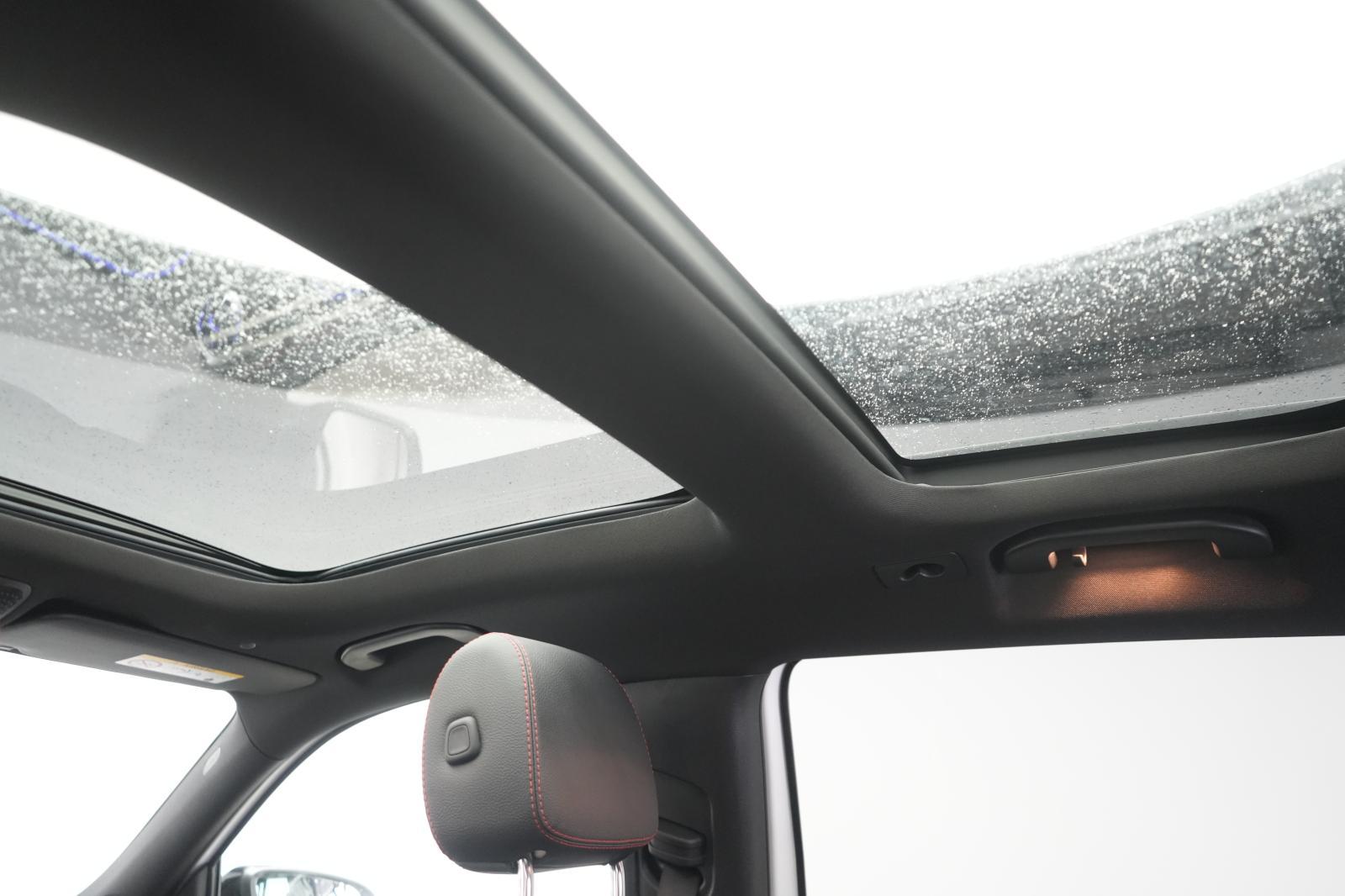 Mercedes-Benz GLB 220 AMG Line GLB 220 d