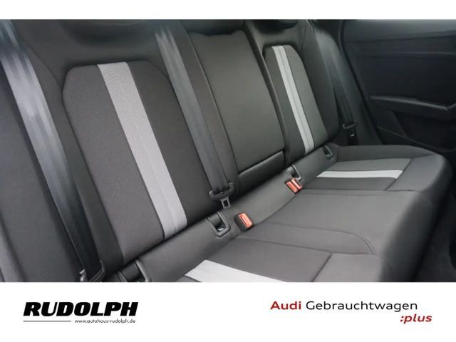 Audi A3 35 TFSI S-Tronic Sedan Sportback