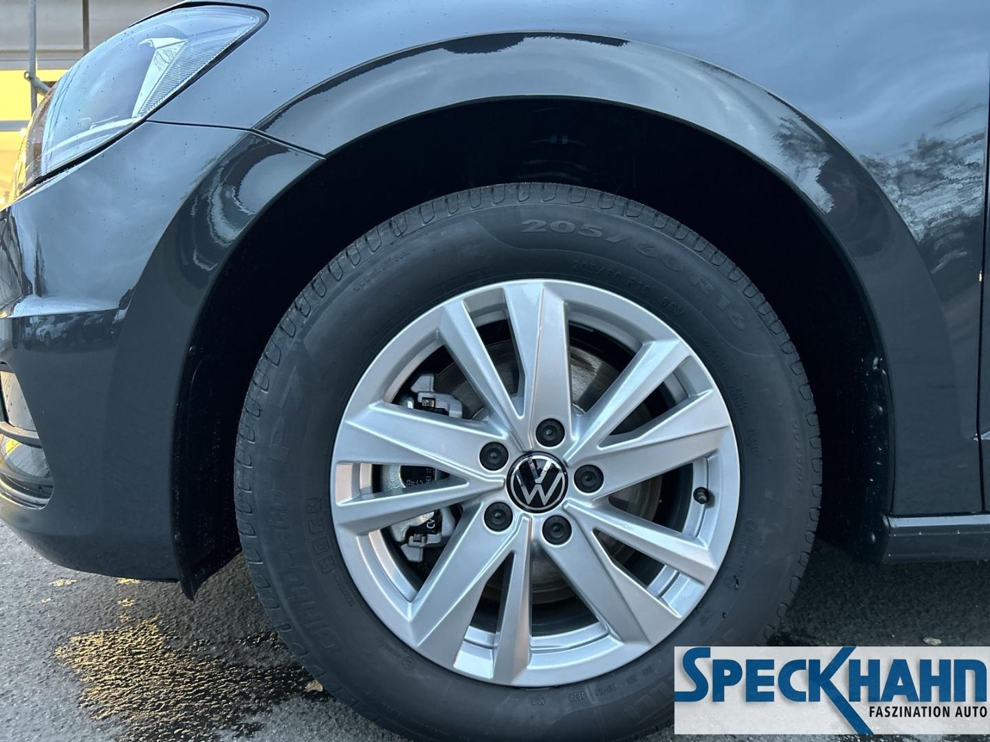 Volkswagen Touran 1.5 TSI BMT Comfortline