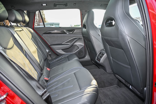 Volkswagen Passat 2.0 TDI R-Line Variant