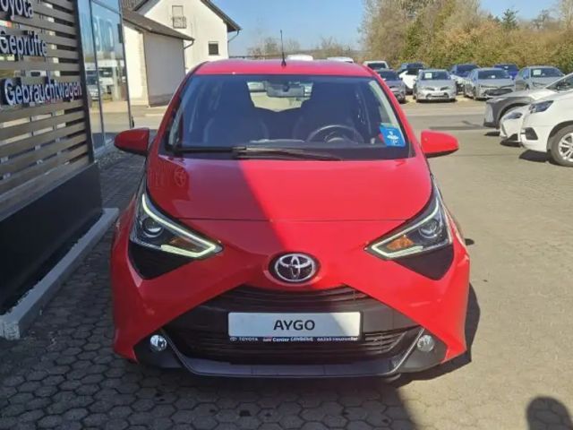 Toyota Aygo X Play Team D