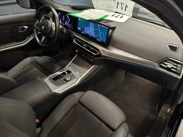 BMW 320 320d M-Sport Touring xDrive