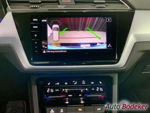 Volkswagen Touran 1.5 TSI DSG R-Line