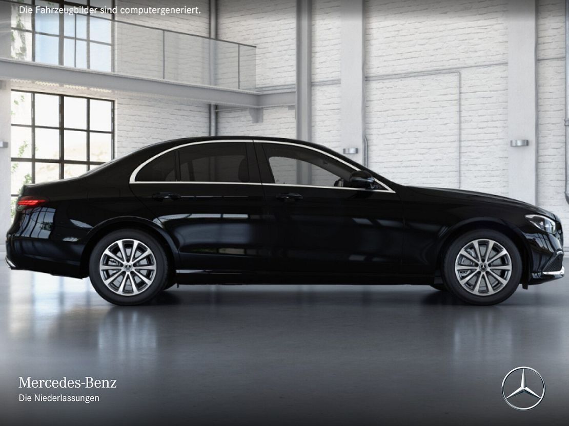 Mercedes-Benz E 200 Sedan