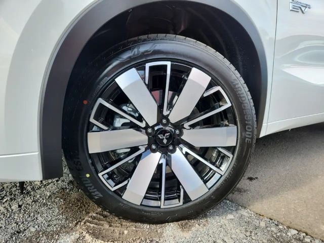 Mitsubishi Outlander 4WD