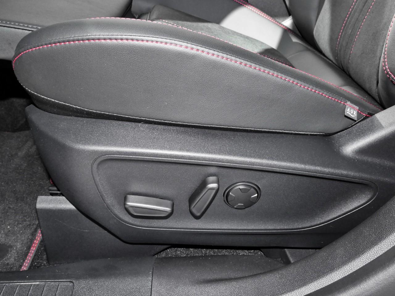 Ford Kuga Hybrid Plug in Hybrid ST Line X