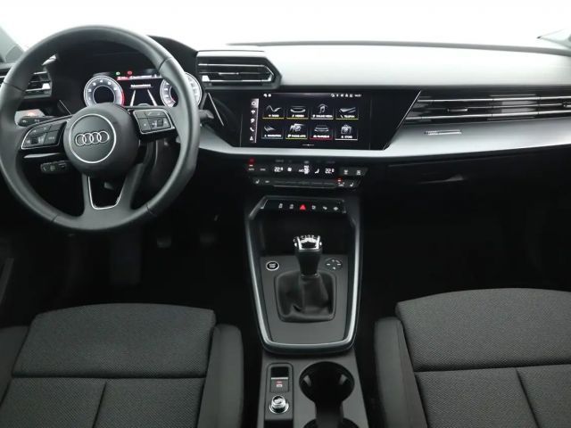 Audi A3 35 TFSI Sedan