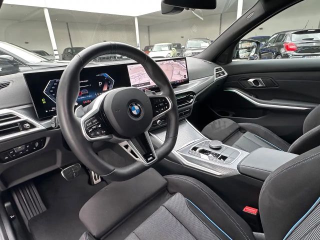 BMW 320 320d M-Sport Sedan xDrive