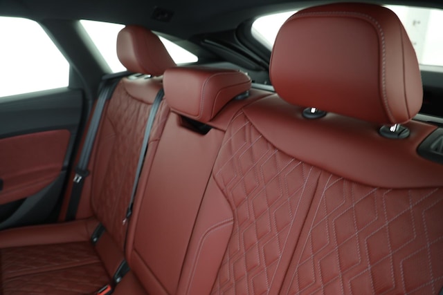 Audi S5 Avant S-Tronic