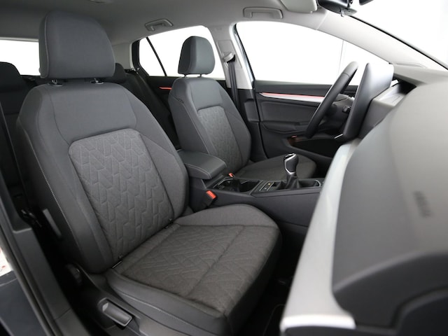 Volkswagen Golf 1.5 TSI Golf VIII Life