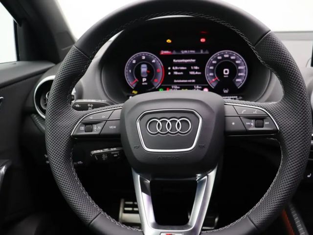 Audi Q2 35 TDI S-Line