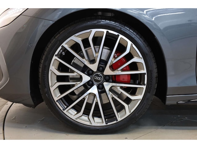 Audi A6 Avant Quattro S-Tronic