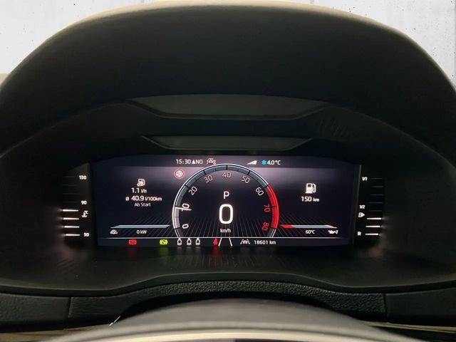 Skoda Karoq 1.5 TSI Selection Tour