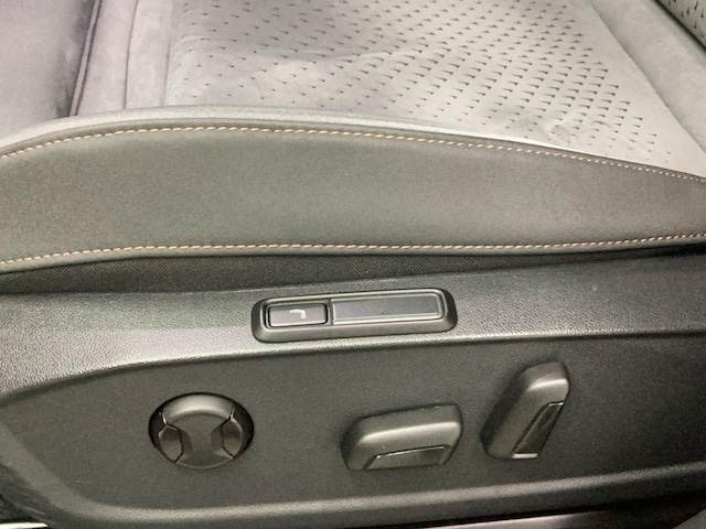 Cupra Born Born 360 ALLWETTER LM19 PRIVACY SITZHZ