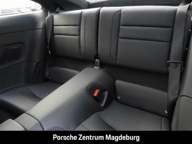 Porsche 992 Carrera Coupé