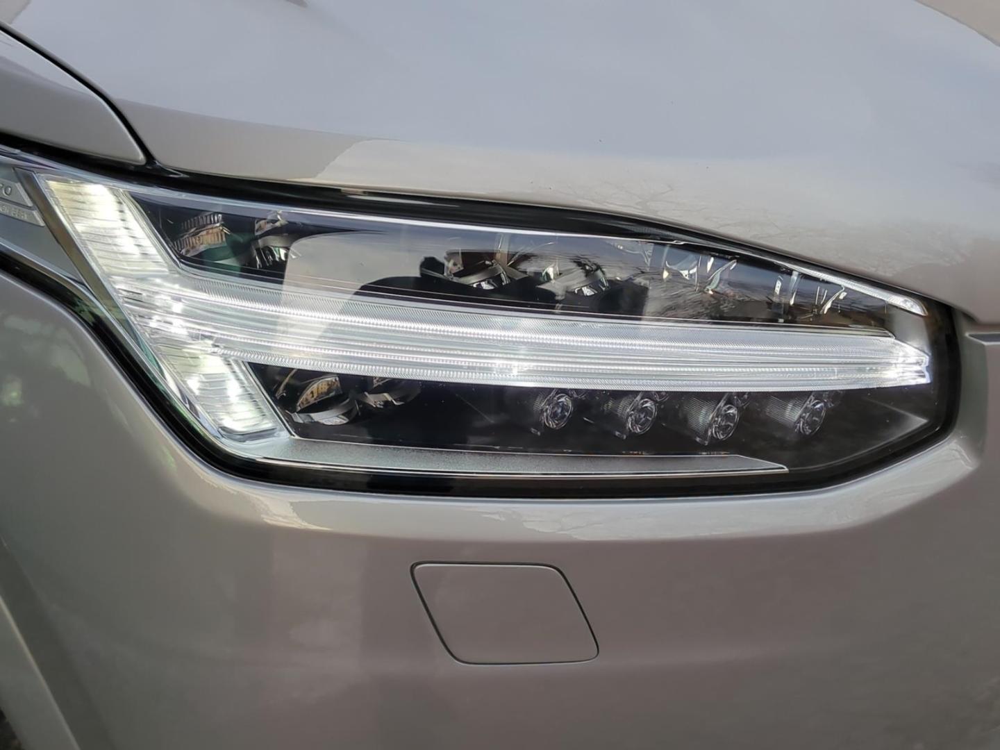 Volvo XC90 Dark Plus Recharge T8