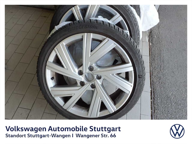 Volkswagen Golf 2.0 TSI DSG