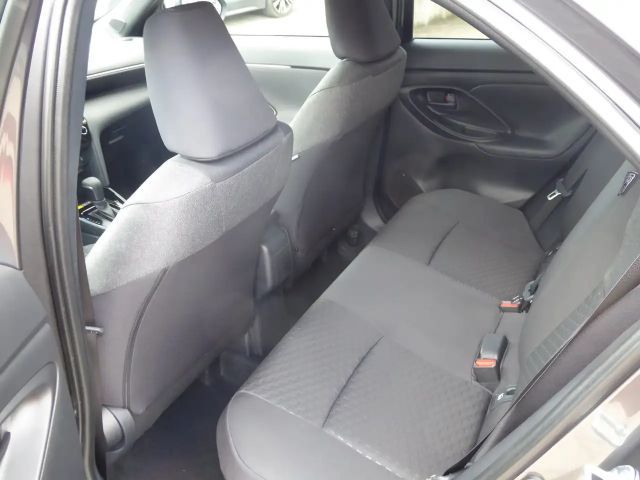 Toyota Yaris Cross 1.5H Teamplayer+Winter+Safety-Paket + AHK