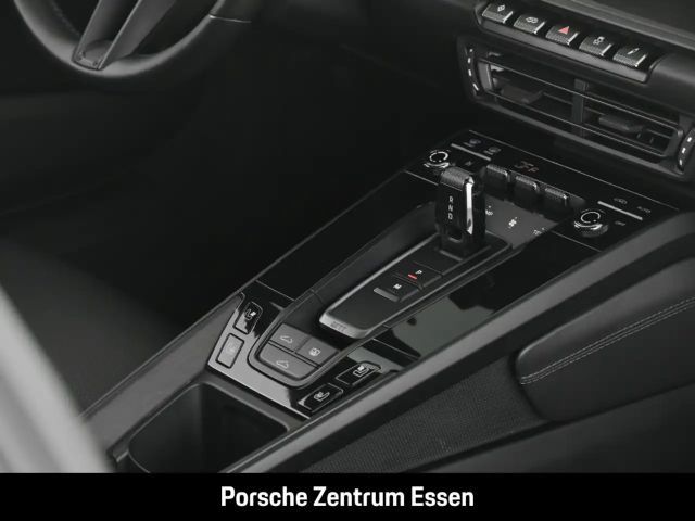 Porsche 992 Carrera Coupé GTS