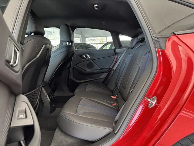 BMW 218 218i Coupé M-Sport