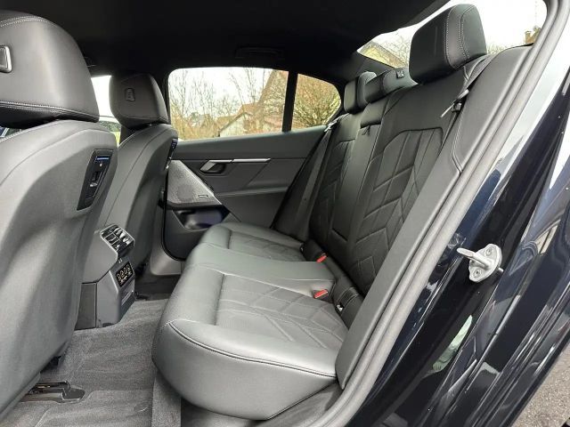 BMW 520 520d M-Sport Sedan