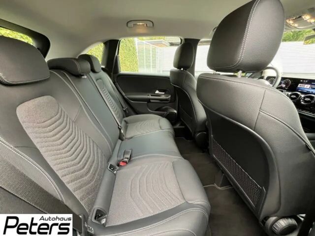 Mercedes-Benz B 180 Progressive