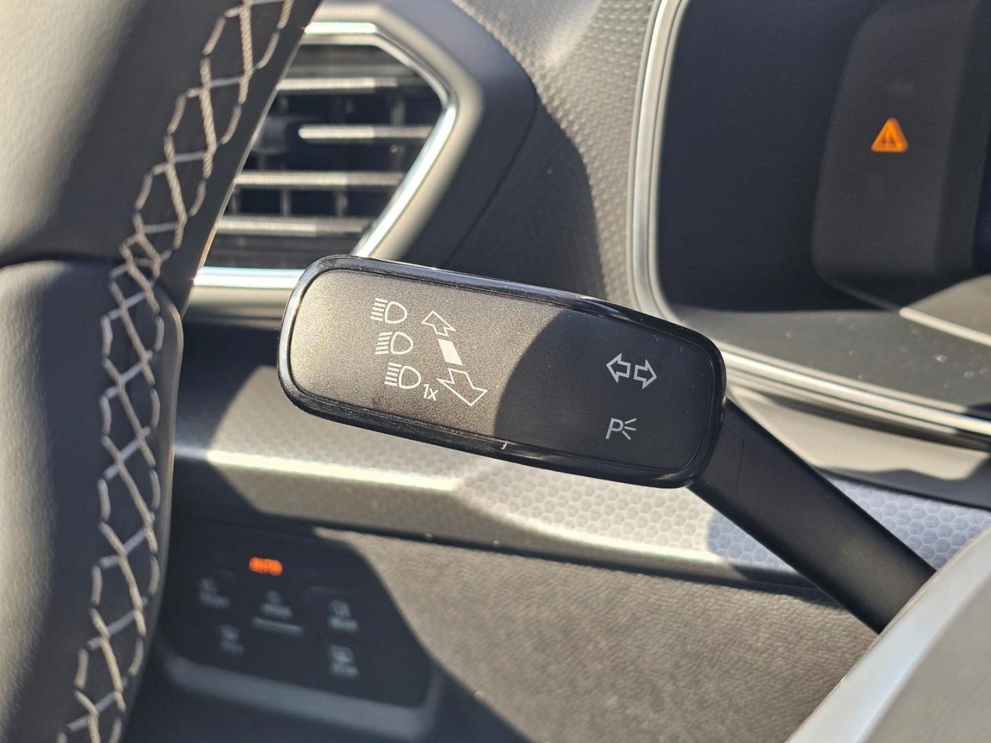 Seat Leon 2.0 TDI DSG Sportstourer Style