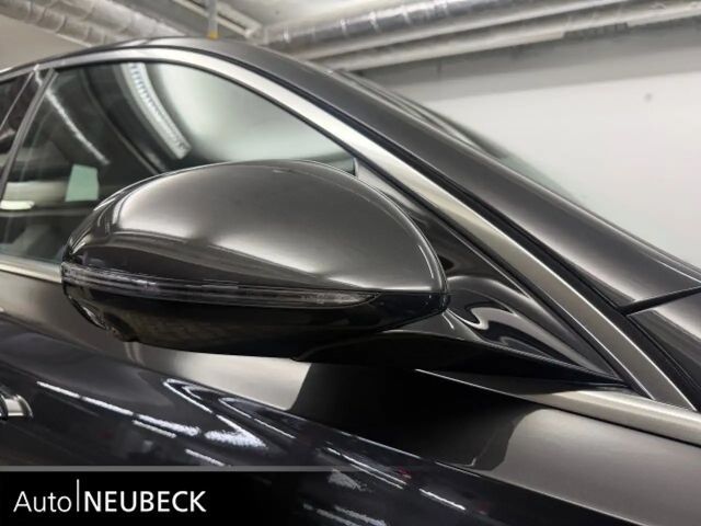 Mercedes-Benz E 200 AVANTGARDE Sedan