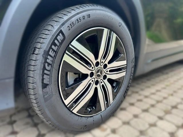 Mercedes-Benz EQB 300 4MATIC Advanced