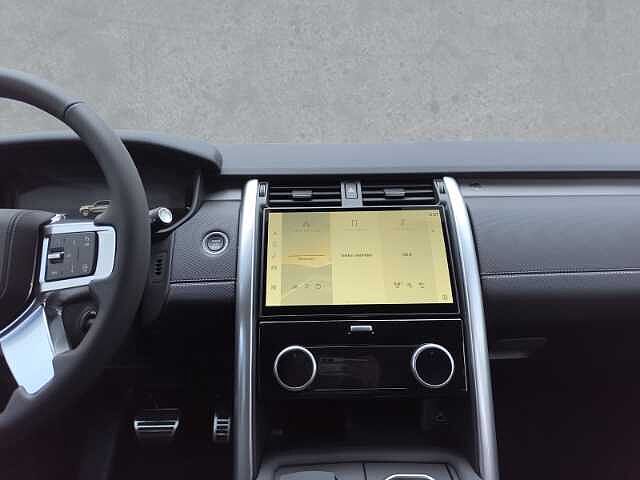 Land Rover Discovery D300 Dynamic HSE