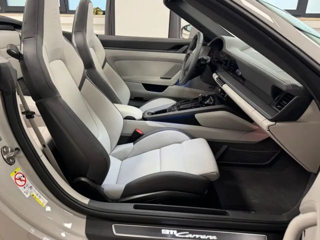 Porsche 992 Cabrio Carrera