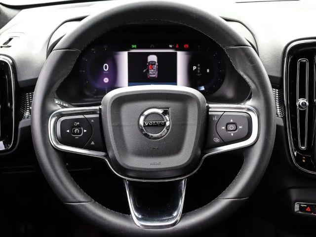 Volvo XC40 Dark Plus