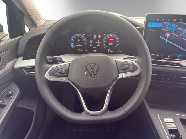 Volkswagen Golf 1.5 eTSI DSG Golf VIII