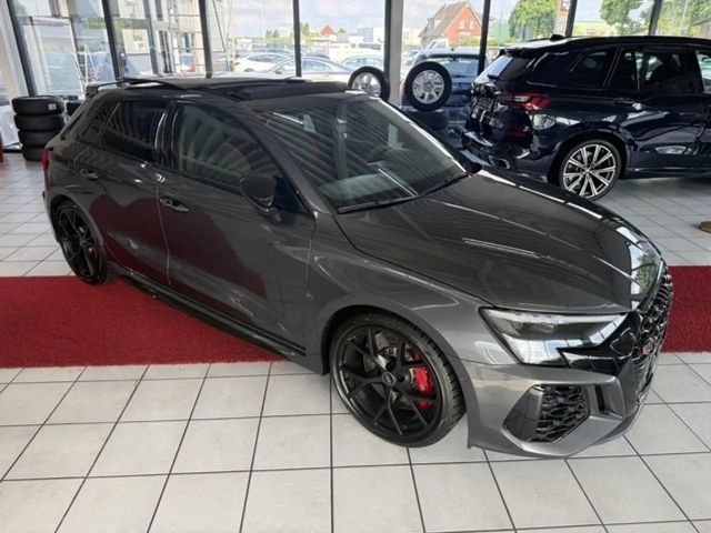 Audi RS3 Quattro S-Tronic Sedan Sportback