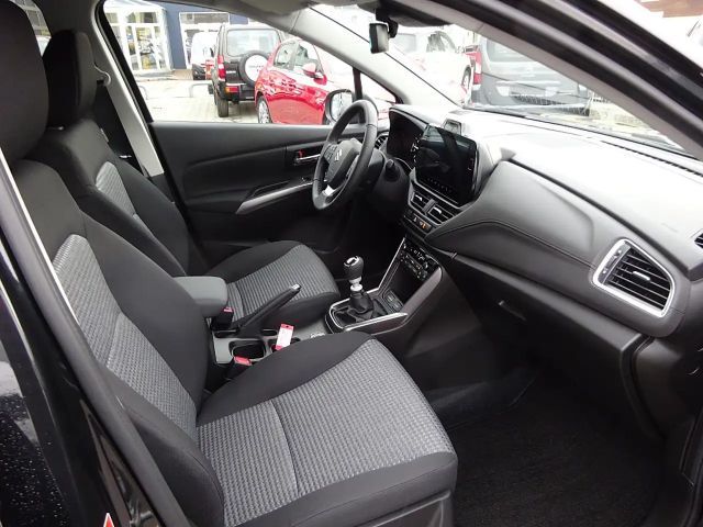 Suzuki S-Cross AllGrip Hybrid