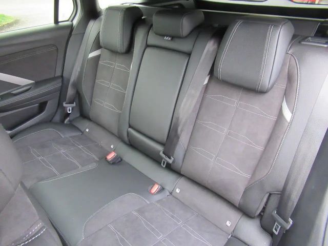 Opel Astra Sports Tourer Ultimate