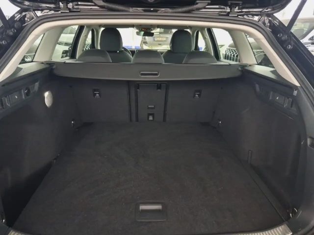 Volkswagen Passat 1.5 eTSI DSG Variant