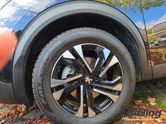 Peugeot E-2008 Allure Pack