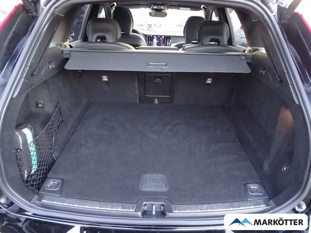 Volvo XC60 AWD R-Design