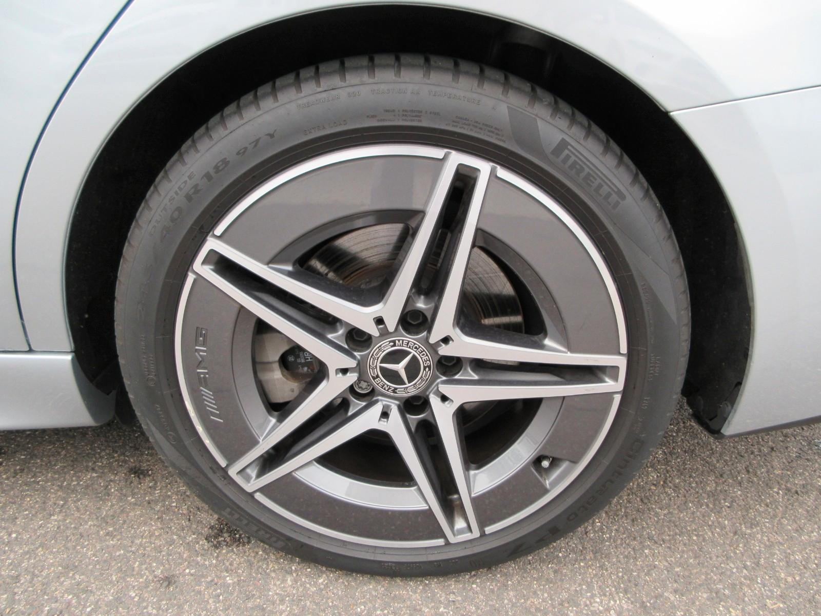 Mercedes-Benz C 220 AMG Line C 220 d Estate