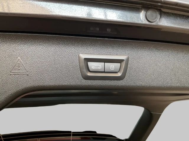 BMW 540 540d M-Sport Touring xDrive