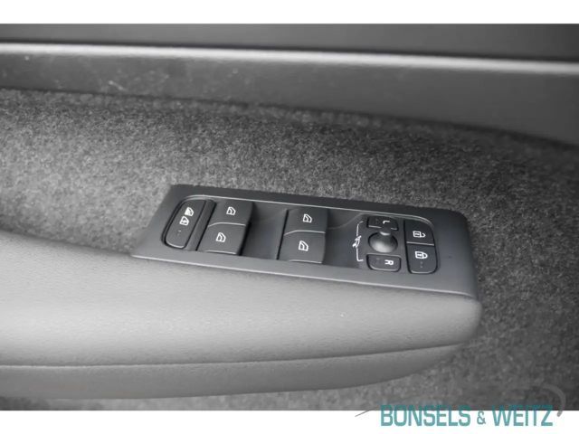 Volvo XC40 Plus Recharge