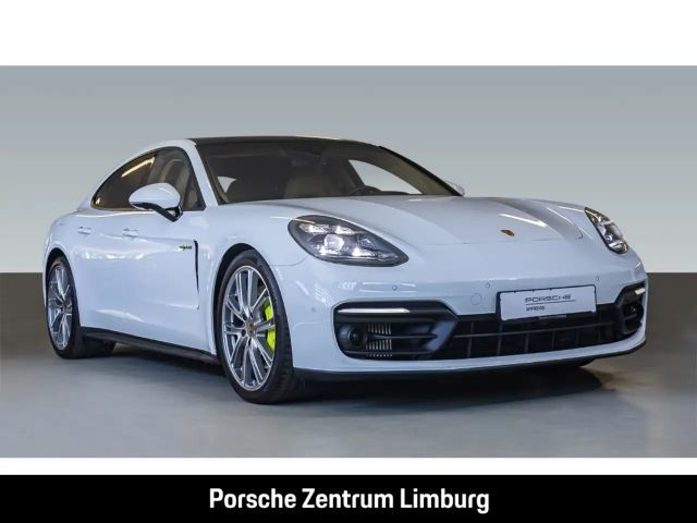 Porsche Panamera 4 E-Hybrid