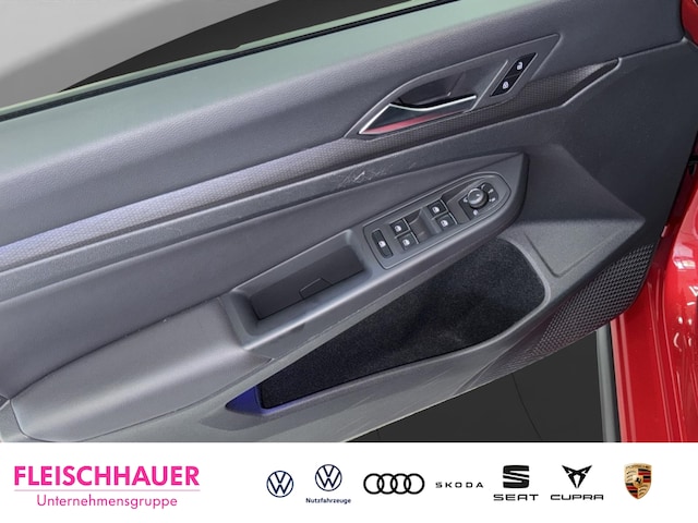 Volkswagen Golf 2.0 TSI Golf VIII