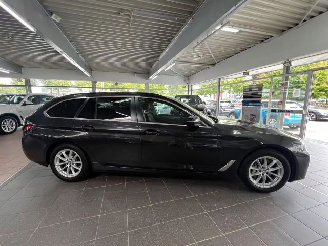 BMW 530 530d Touring xDrive