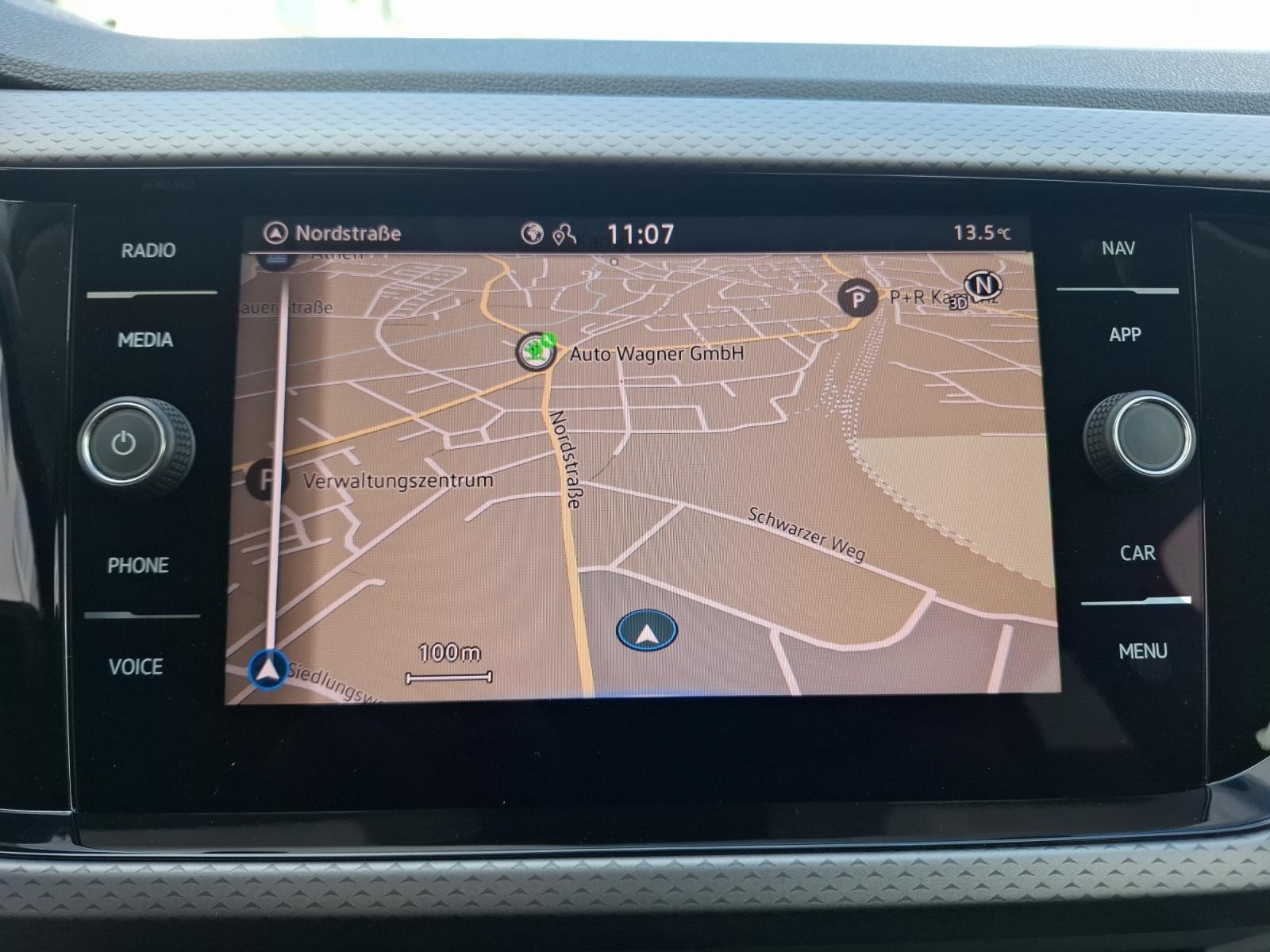 Volkswagen T-Cross TSI Active Navi ACC PDC SH LM