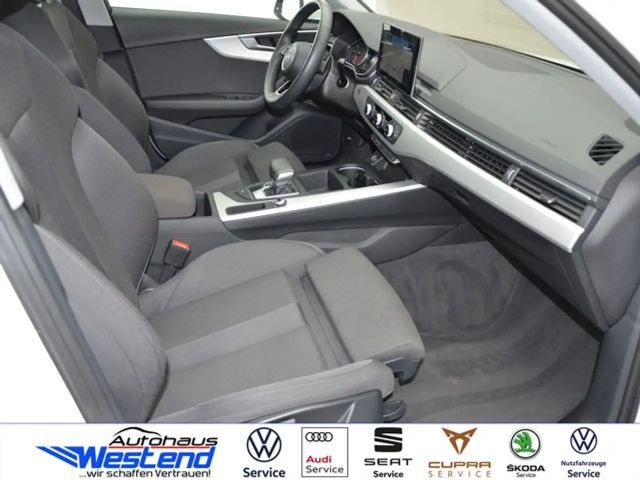 Audi A4 35 TFSI Avant S-Line