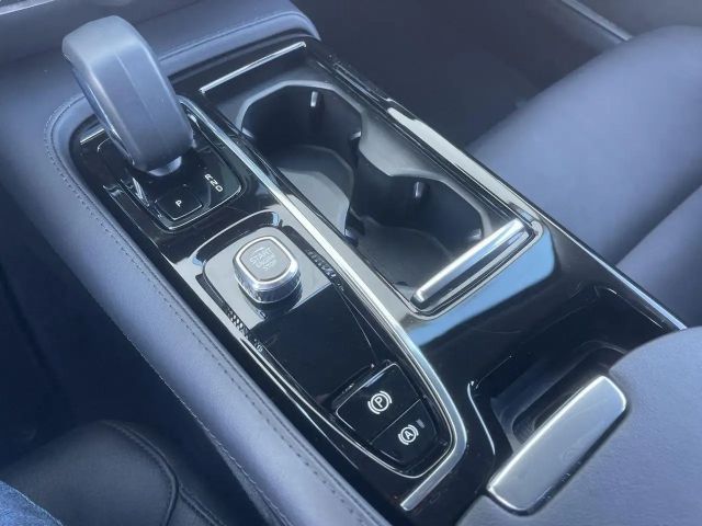 Volvo V60 AWD Recharge T6